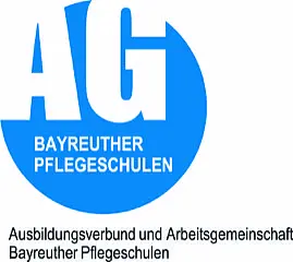 Logo: Blauer Kreis mit großen Buchstaben „AG“. Darin der Schriftzug „Bayreuther Pflegeschulen“. Untertitel: „Ausbildungsverbund und Arbeitsgemeinschaft Bayreuther Pflegeschulen“.