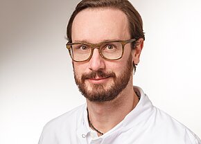 Dr. med. Maximilian Hessenauer