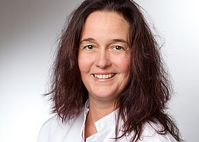 Dr. med. Claudia Naase