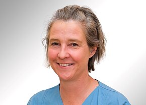 Melanie Allersdorfer Portraitfoto von Melanie Allersdorfer, der Stellvertretenden Leitung der Notaufnahme an der Klinik Hohe Warte